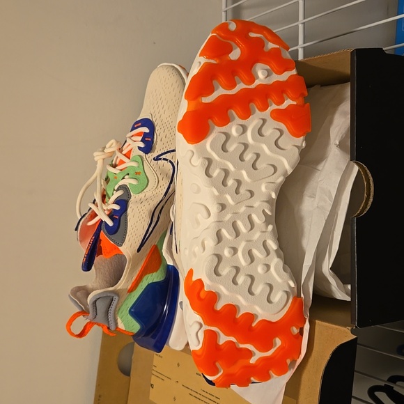 Women's Nike NSW React Vision - Picture 3 of 5